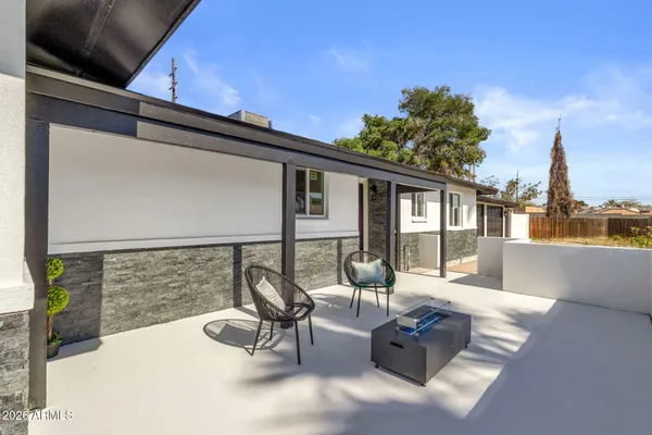 $669,000 | 1524 West Mission Lane, Phoenix, AZ 85021