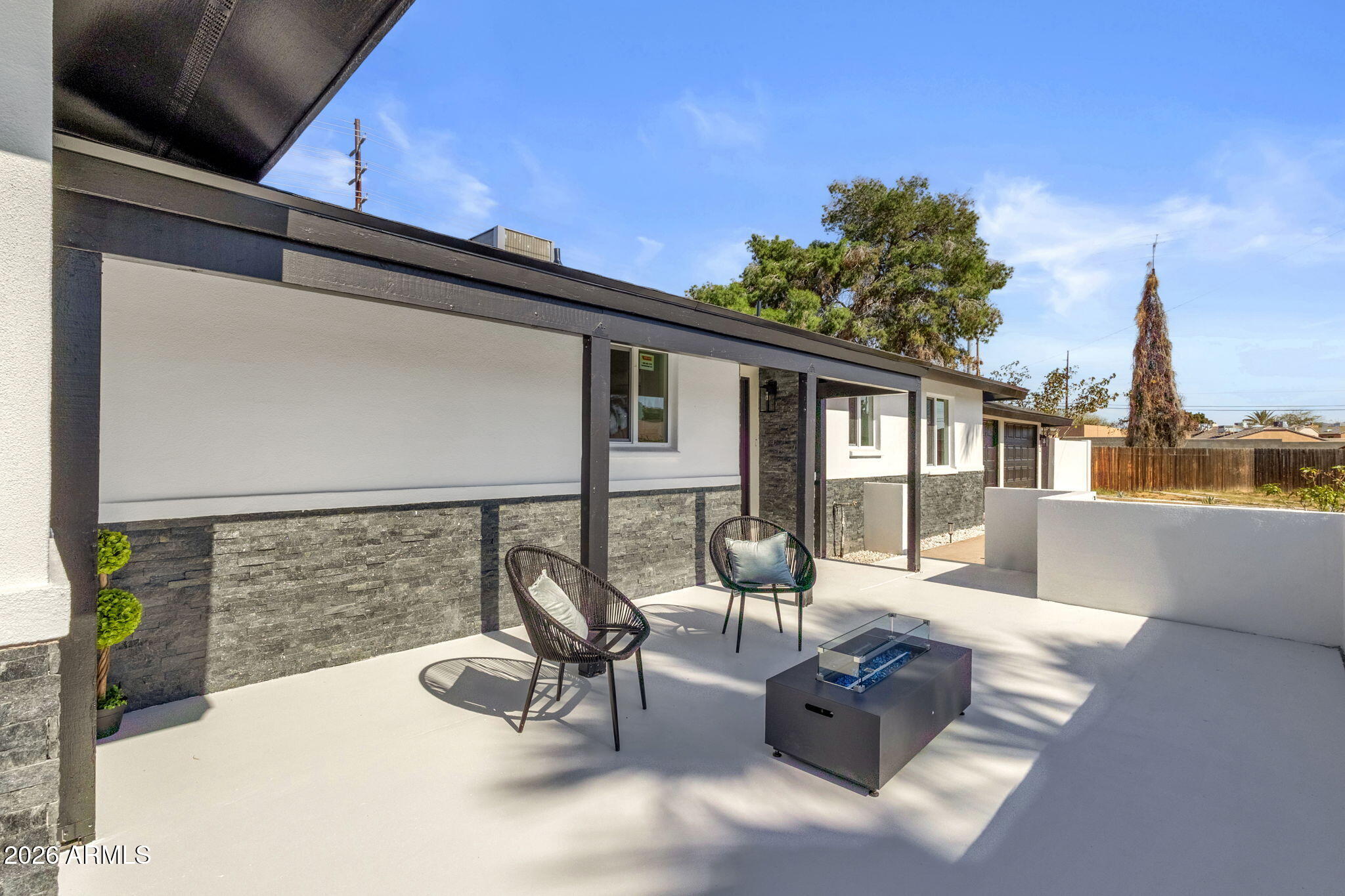 1524 West Mission Lane Phoenix, AZ 85021 - Photo 9 of 66 7-web-or-mls-1524-w-mission-ln