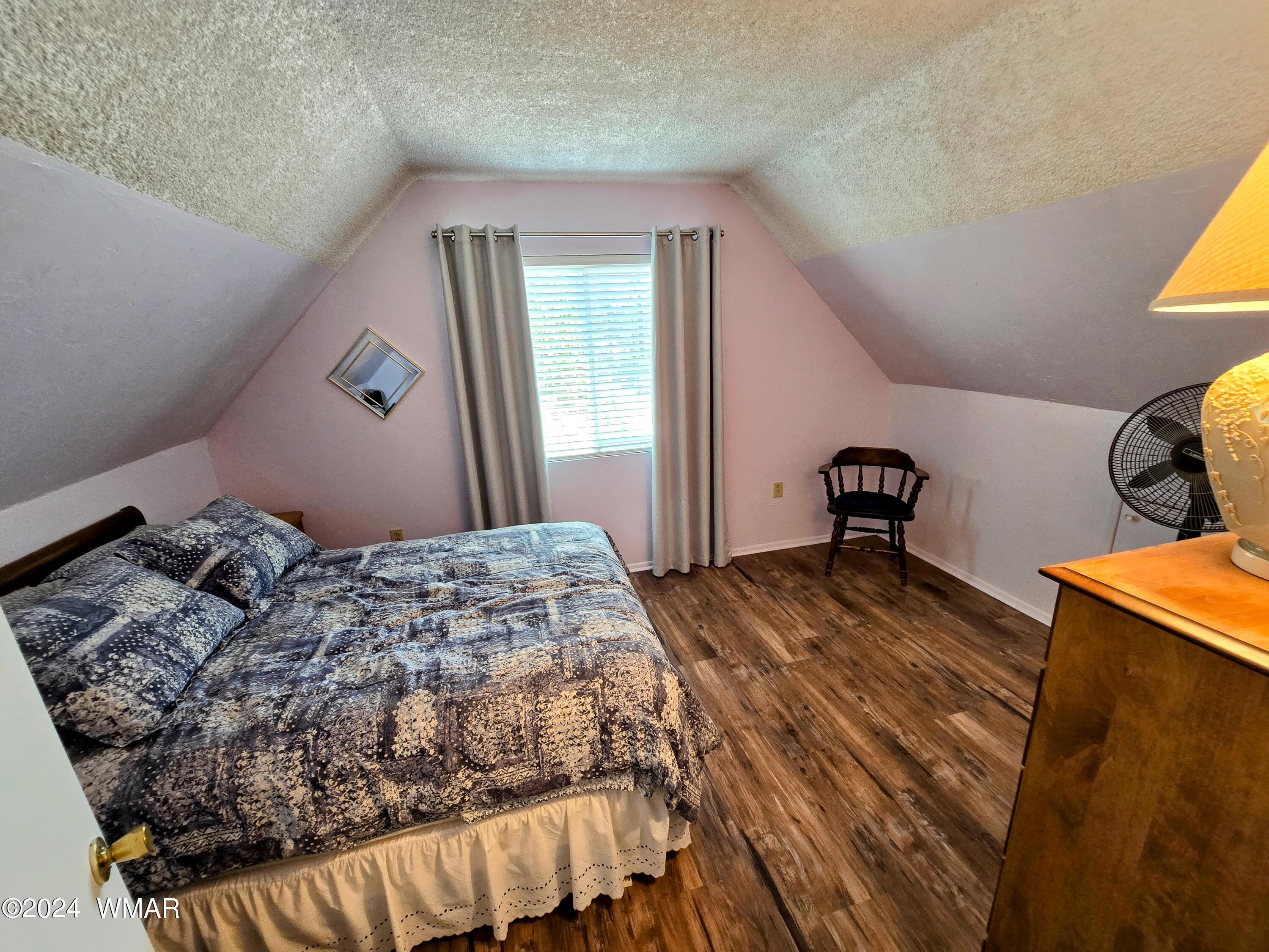 2011 Concord Overgaard, AZ 85933 - Photo 11 of 19 Bedroom 1
