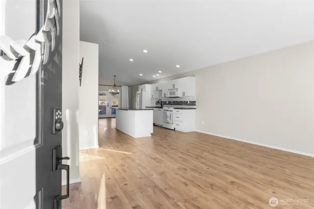 $449,950 | 16408 Cascadian Avenue Southeast, Yelm, WA 98597