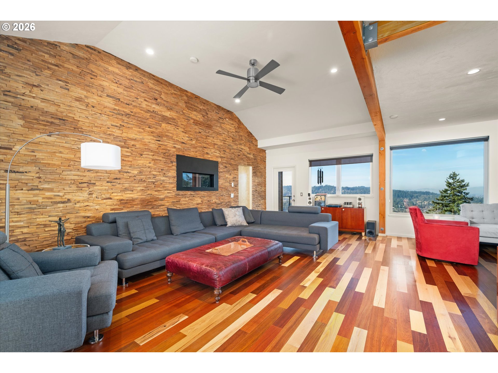 3970 North Shasta Loop Eugene, OR 97405 - Photo 14 of 47