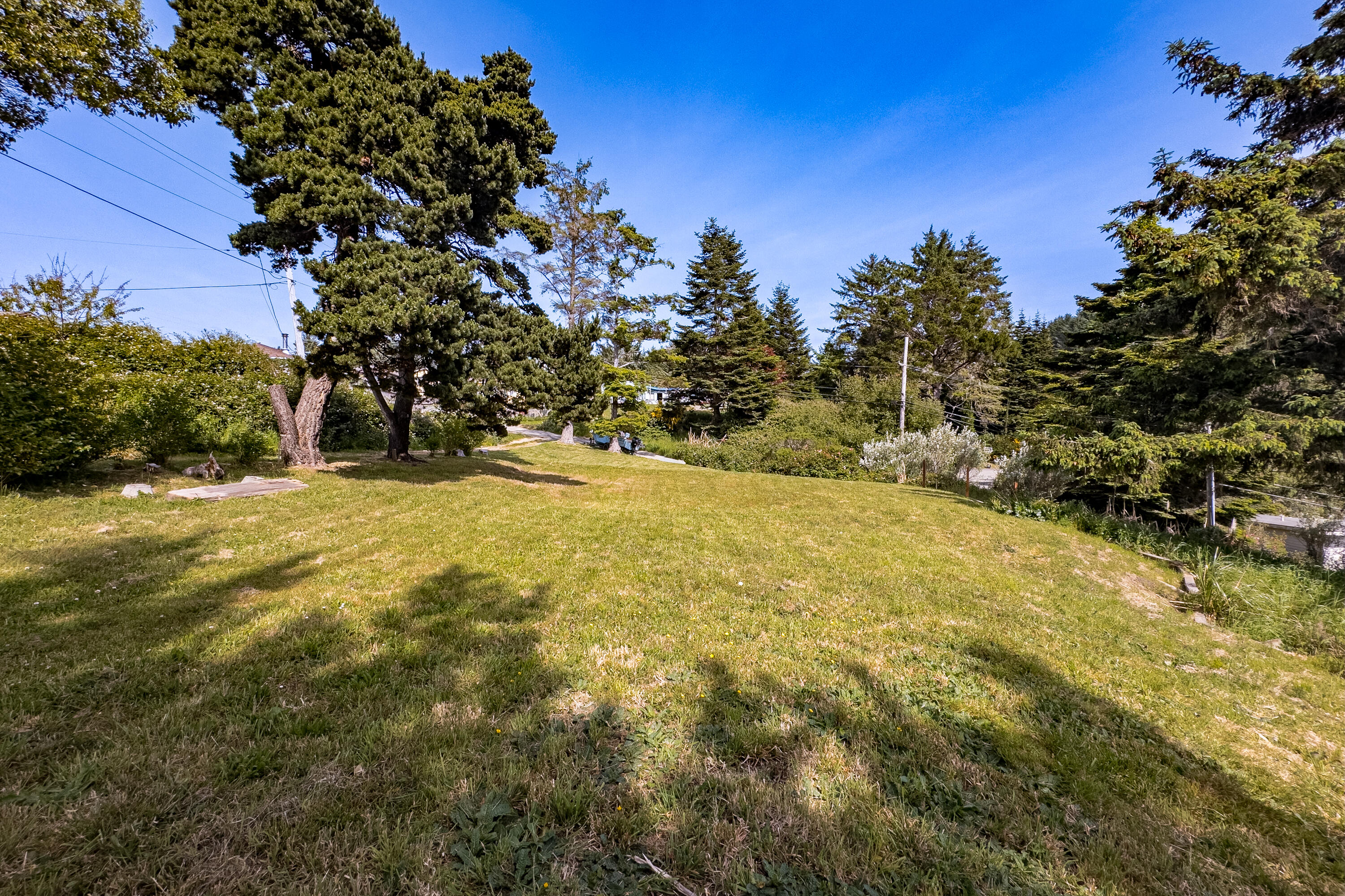6498 Bell Terrace Road Eureka, CA 95503 - Photo 24 of 36