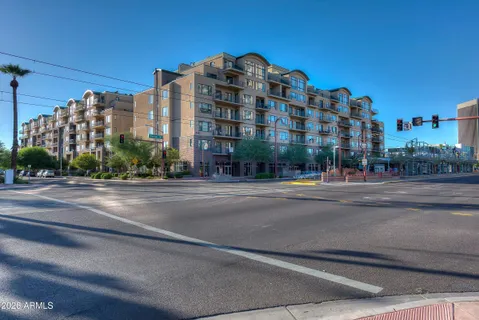 $435,000 | 16 West Encanto Boulevard, Unit 12, Phoenix, AZ 85003