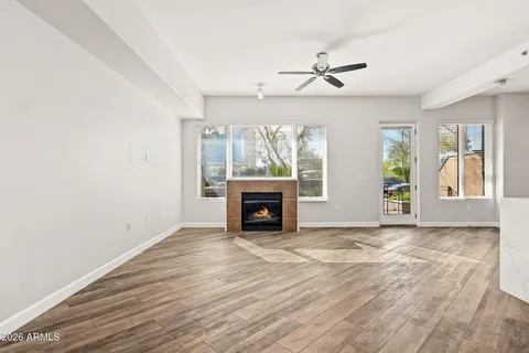 $435,000 | 16 West Encanto Boulevard, Unit 12, Phoenix, AZ 85003