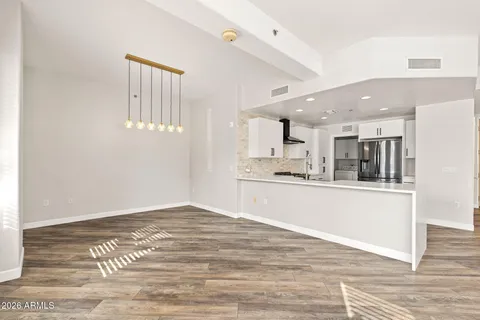 $435,000 | 16 West Encanto Boulevard, Unit 12, Phoenix, AZ 85003