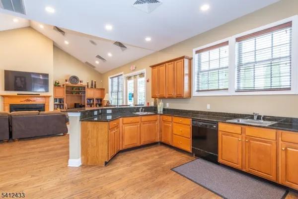 $459,900 | 1104 Peer Place, Denville, NJ 07834