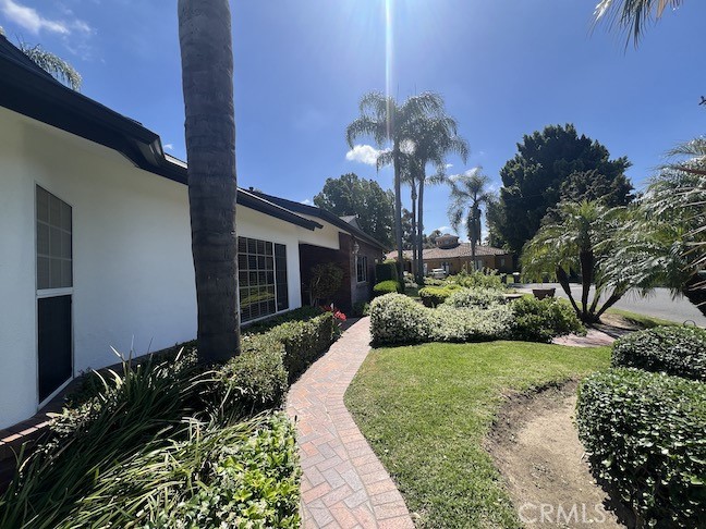 9561 Gallatin Road Downey, CA 90240 - Photo 4 of 42