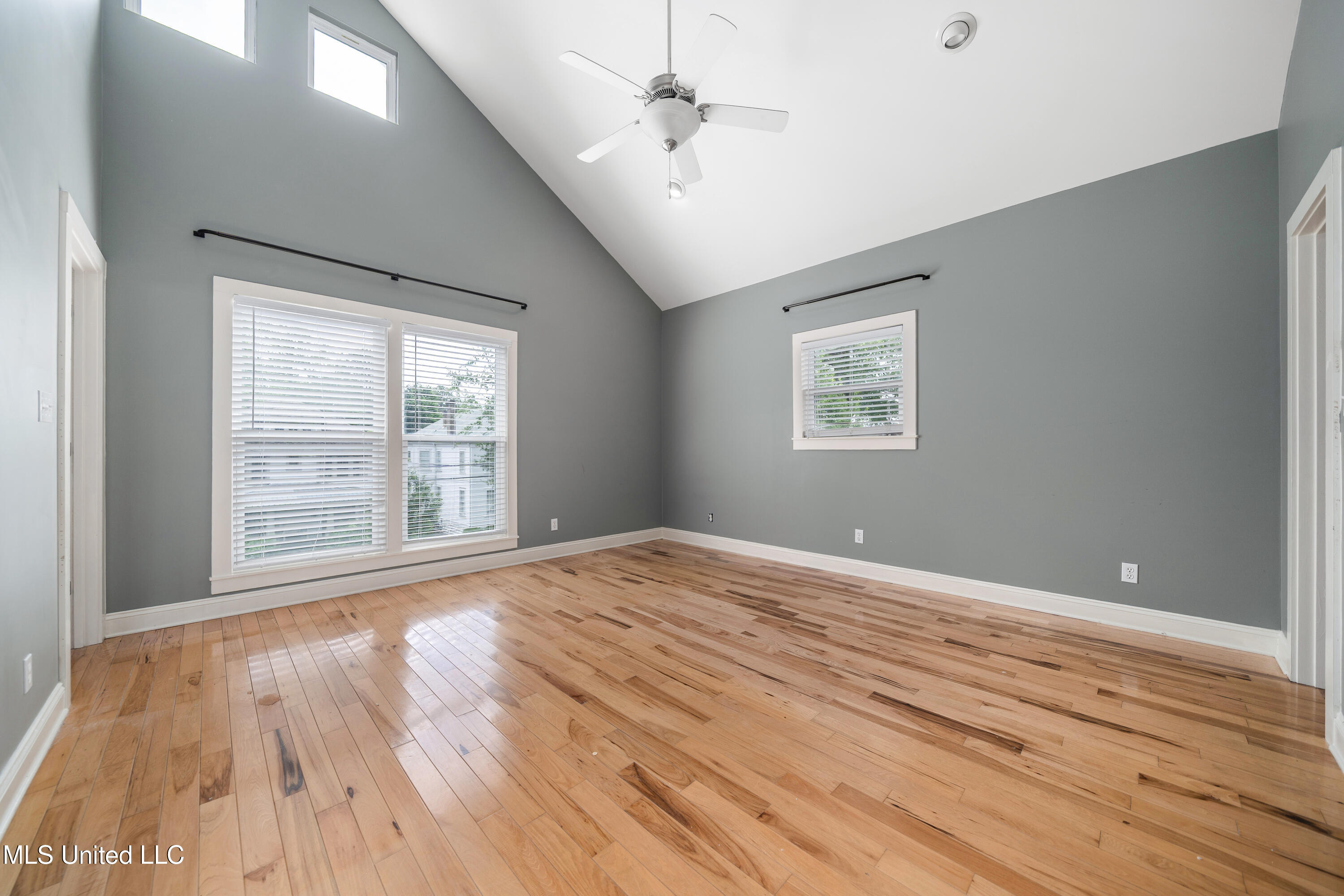 905 Franklin Street Corinth, MS 38834 - Photo 39 of 53 905FranklinSt-Interior-35