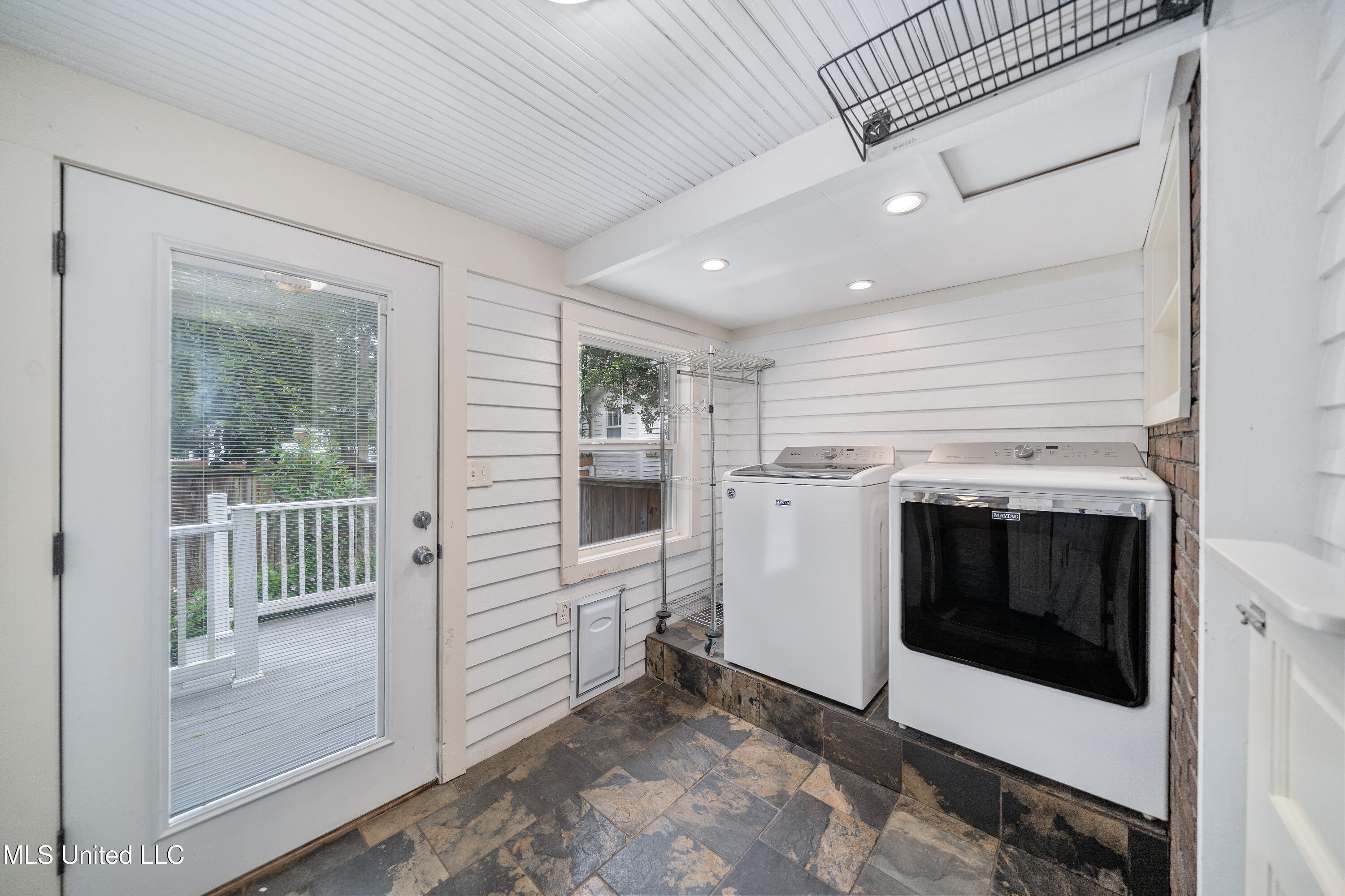 905 Franklin Street Corinth, MS 38834 - Photo 40 of 53 905FranklinSt-Interior-12