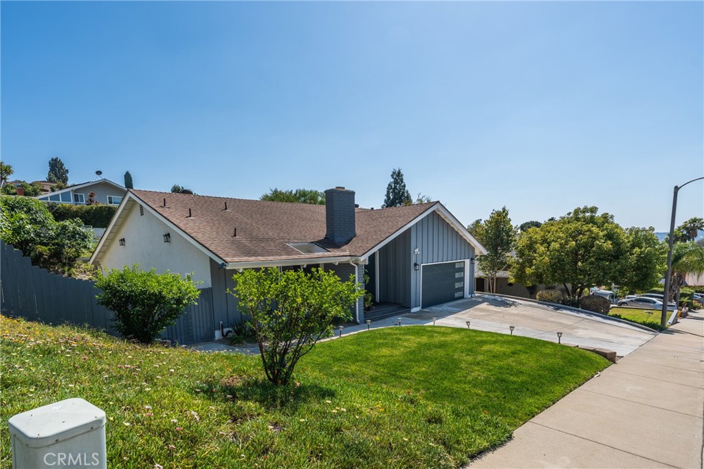 23930 Sapphire Canyon Road Diamond Bar, CA 91765 - Photo 8 of 84