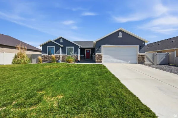 $524,900 | 1197 Raven Way, Eagle Mountain, UT 84005
