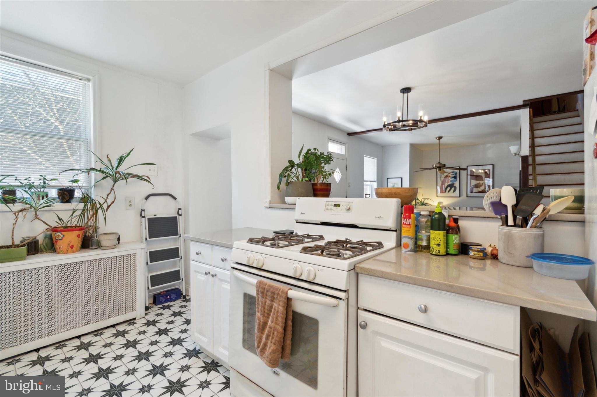 1324 Reed Street Philadelphia, PA 19147 - Photo 5 of 18