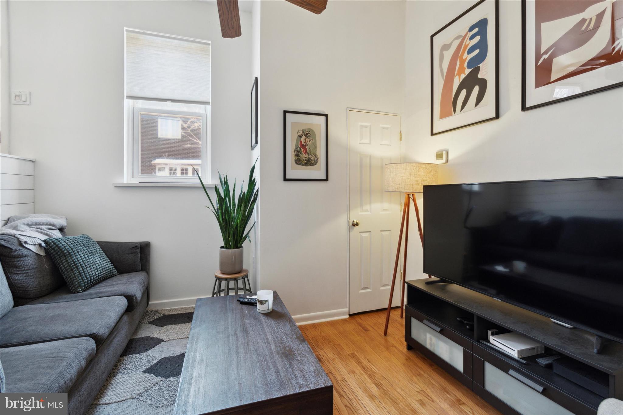 1324 Reed Street Philadelphia, PA 19147 - Photo 7 of 18