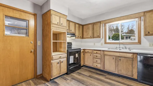 $268,900 | 1155 Sunset Drive, Platteville, WI 53818