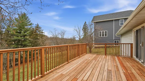 $268,900 | 1155 Sunset Drive, Platteville, WI 53818