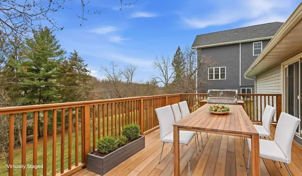 $268,900 | 1155 Sunset Drive, Platteville, WI 53818