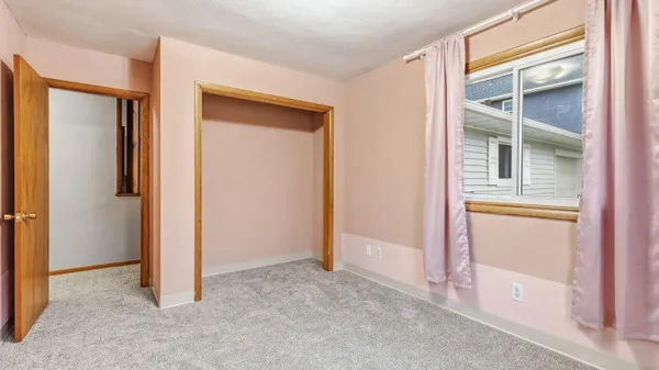 $268,900 | 1155 Sunset Drive, Platteville, WI 53818