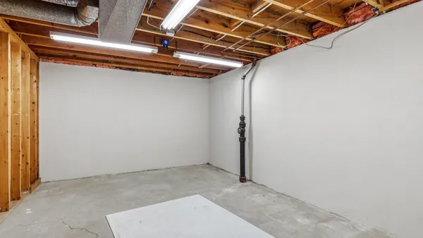 $268,900 | 1155 Sunset Drive, Platteville, WI 53818