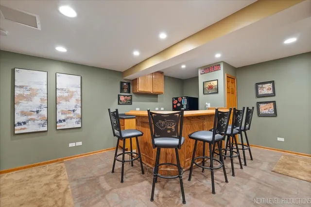 $599,999 | 473 Bond Drive, Batavia, IL 60510