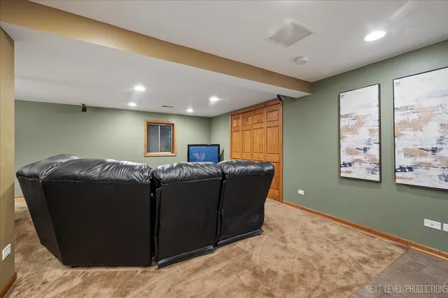 $599,999 | 473 Bond Drive, Batavia, IL 60510