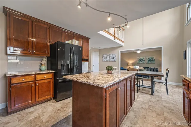 $599,999 | 473 Bond Drive, Batavia, IL 60510