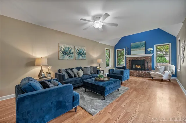 $599,999 | 473 Bond Drive, Batavia, IL 60510