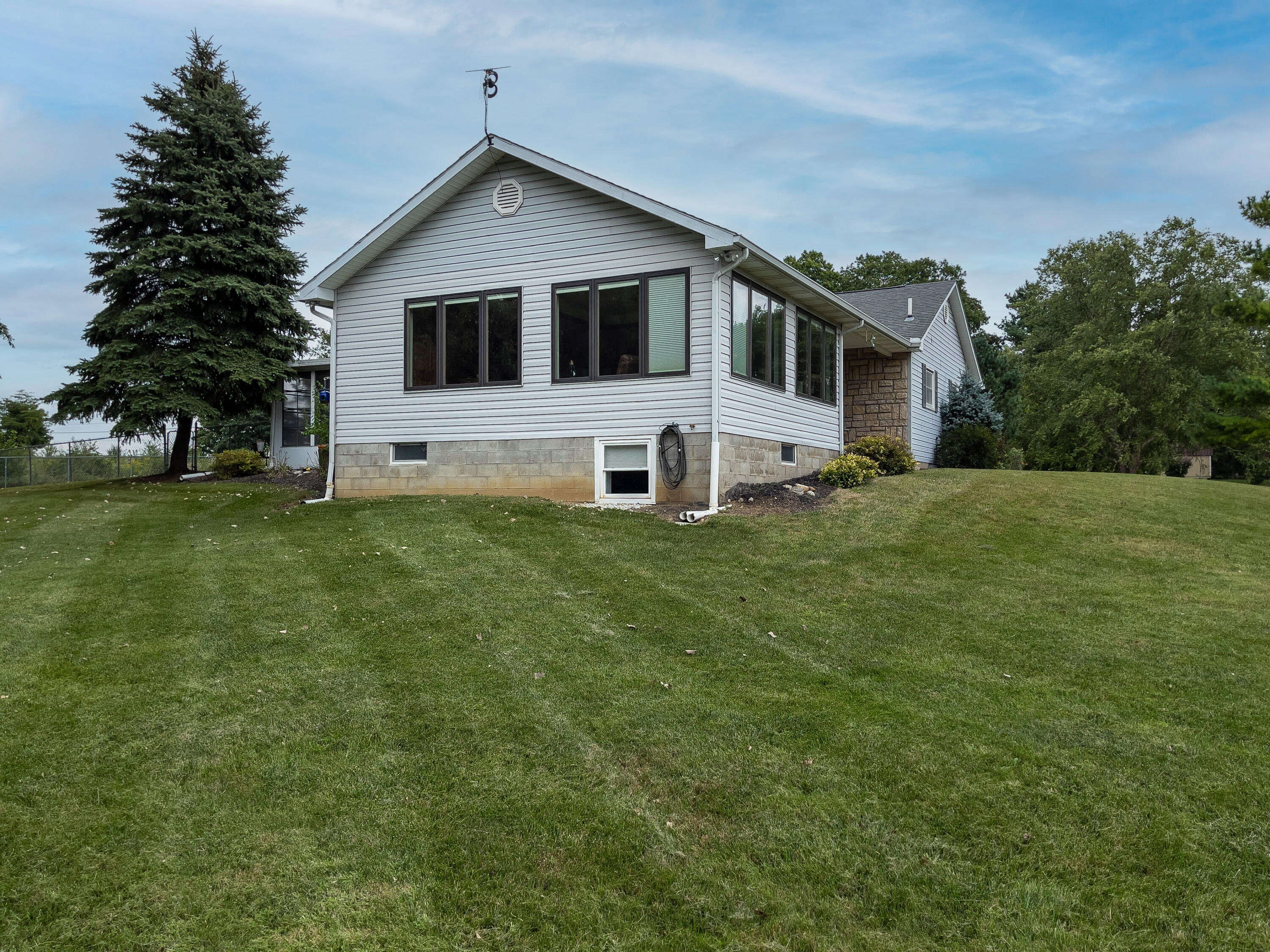 1340 South Ludlow Road Urbana, OH 43078 - Photo 6 of 47