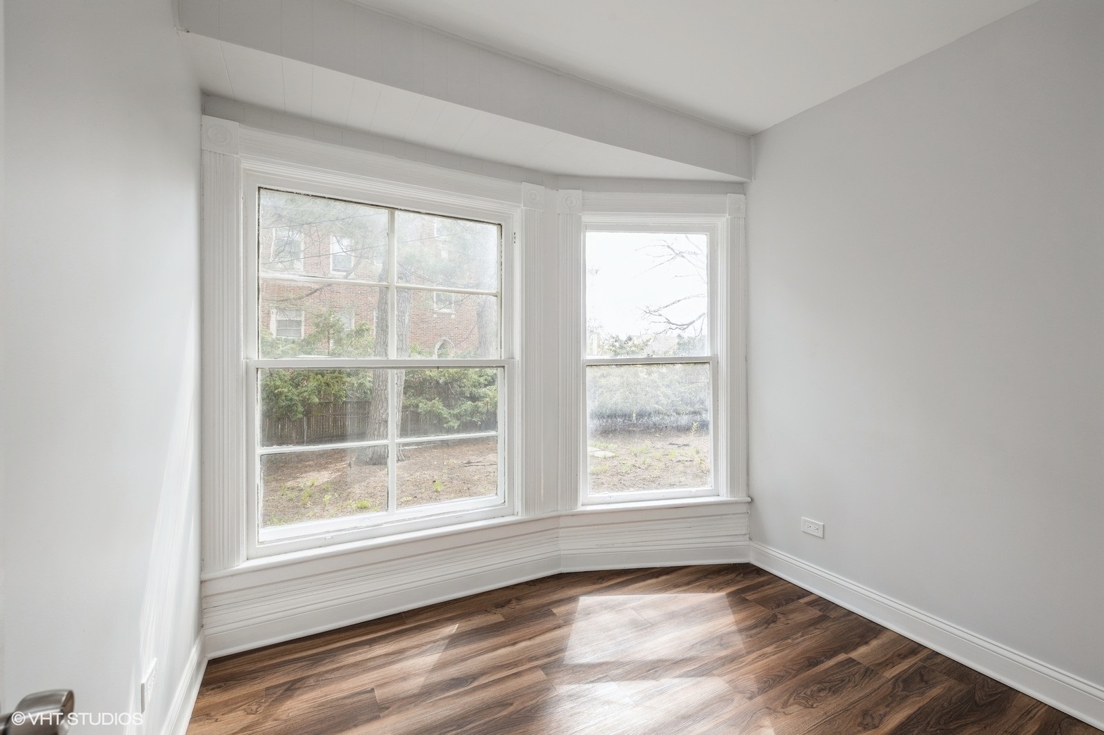 78 Pine Avenue Riverside, IL 60546 - Photo 11 of 13