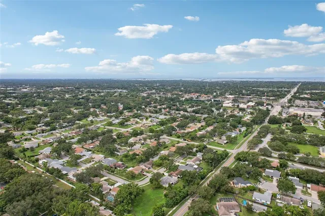 $2,400 | 2866 Thistle Court North, Palm Harbor, FL 34684