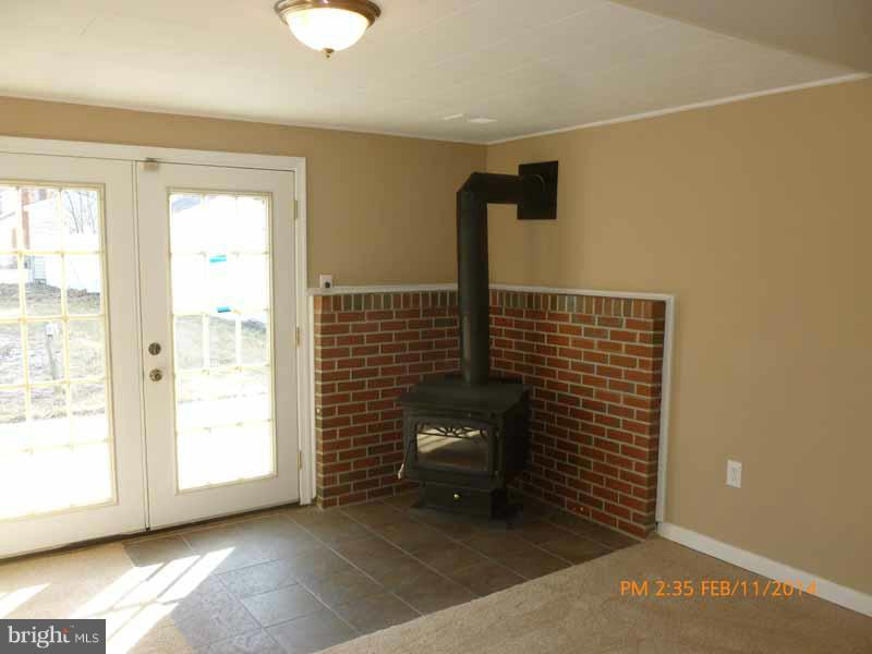 935 Fall Ridge Way Gambrills, MD 21054 - Photo 21 of 25 Basement Family Room