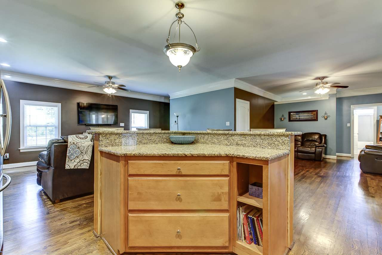 1144 B H Parrish Road Benson, NC 27504 - Photo 9 of 25 Kitchen