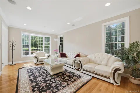 $2,795,000 | 19 Shelley Lane, West Harrison, NY 10604