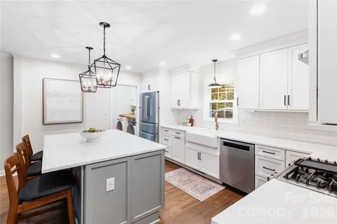 $975,000 | 4901 Charmapeg Avenue, Charlotte, NC 28211