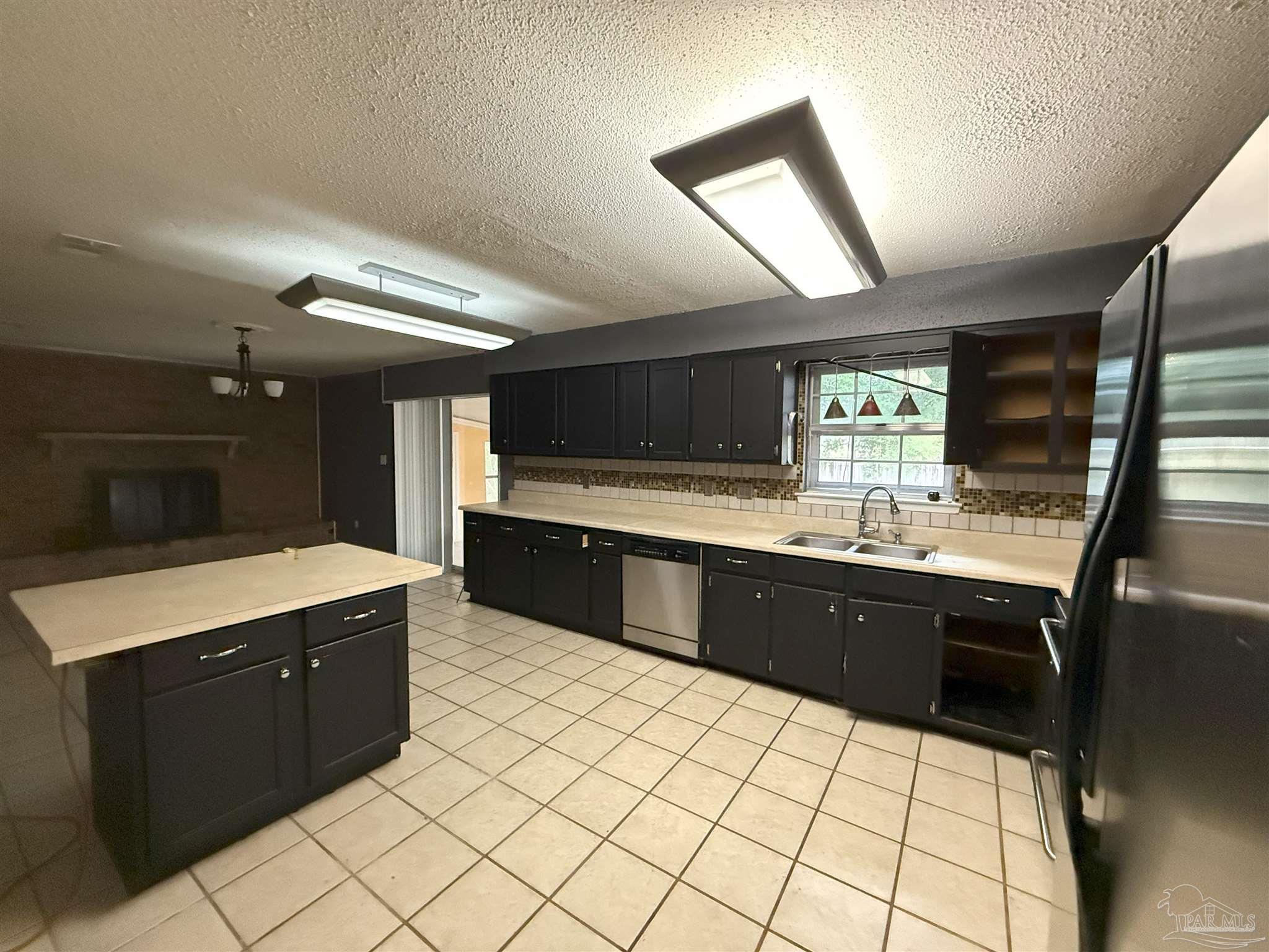 6536 Colonade Circle Pensacola, FL 32506 - Photo 12 of 20