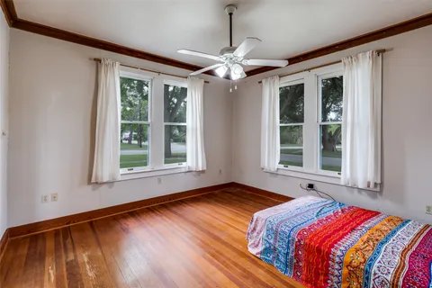 $249,900 | 520 South Pecan Avenue, Luling, TX 78648