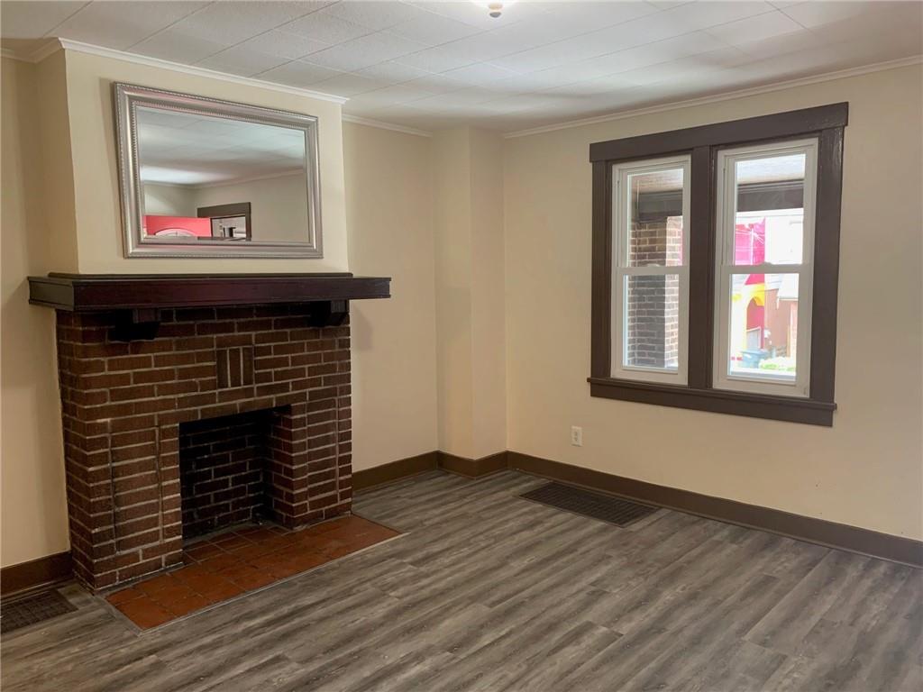 1729 Laketon Road Pittsburgh, PA 15221 - Photo 3 of 9