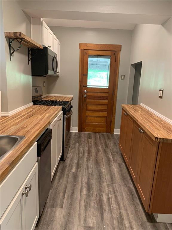 1729 Laketon Road Pittsburgh, PA 15221 - Photo 6 of 9