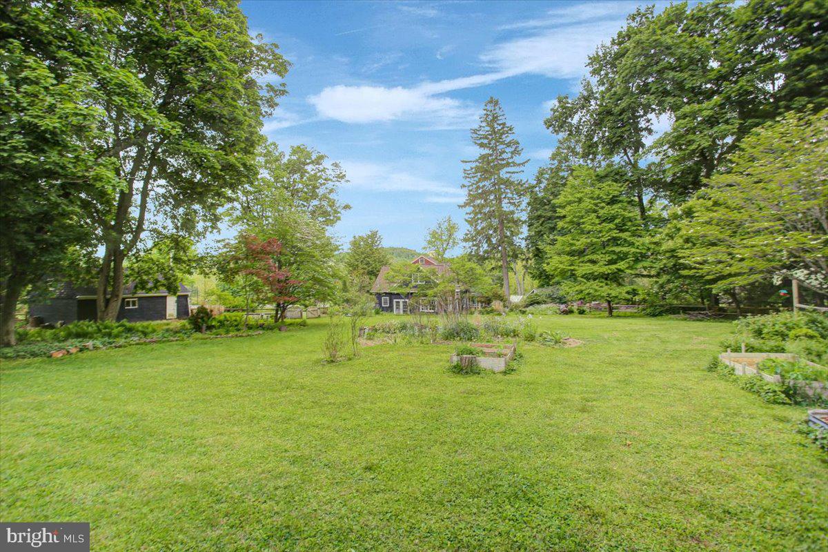 12458 Monterey Lane Blue Ridge Summit, PA 17214 - Photo 68 of 92