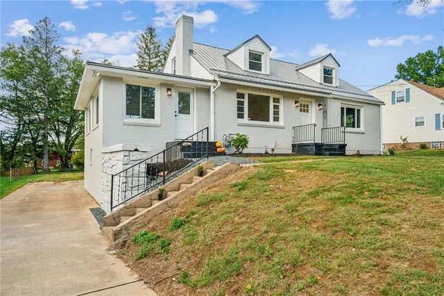 $399,000 | 3138 Chestnut Street, Murrysville, PA 15668