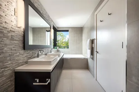 $1,695,000 | 3030 North Ocean Boulevard, Unit S106, Fort Lauderdale, FL 33308