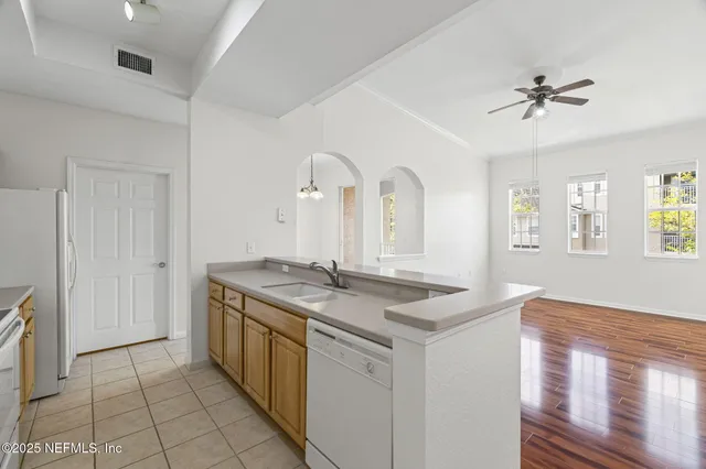 $159,900 | 10075 Gate Parkway North, Unit 1304, Jacksonville, FL 32246