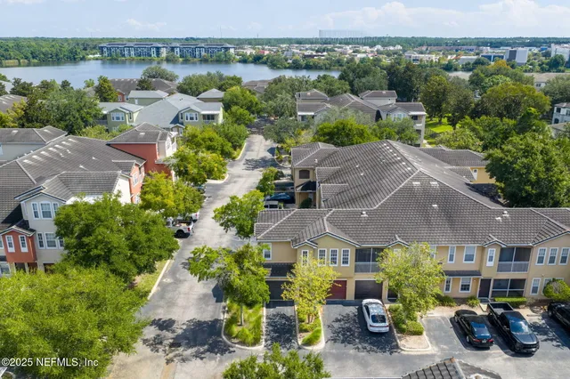 $159,900 | 10075 Gate Parkway North, Unit 1304, Jacksonville, FL 32246