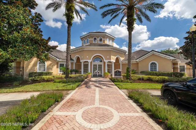$159,900 | 10075 Gate Parkway North, Unit 1304, Jacksonville, FL 32246