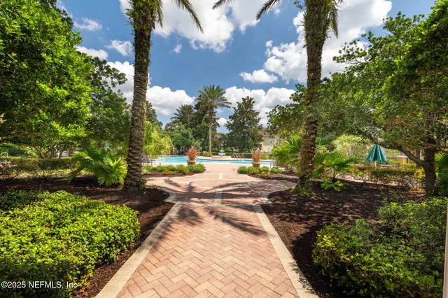 $159,900 | 10075 Gate Parkway North, Unit 1304, Jacksonville, FL 32246