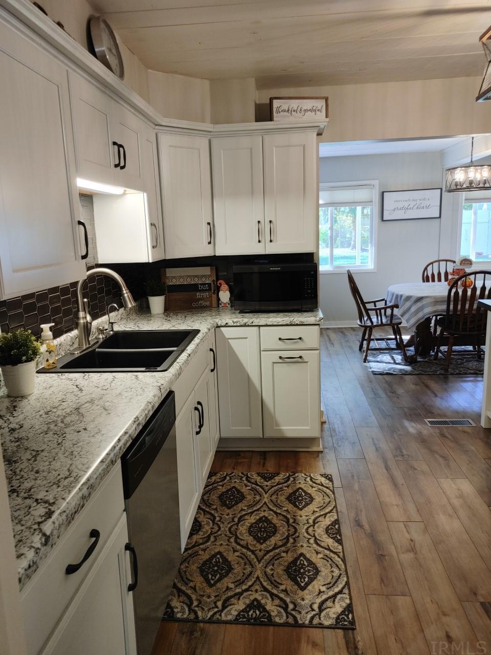 5818 East Hills Road Fort Wayne, IN 46804 - Photo 5 of 27 Gallery Image 5