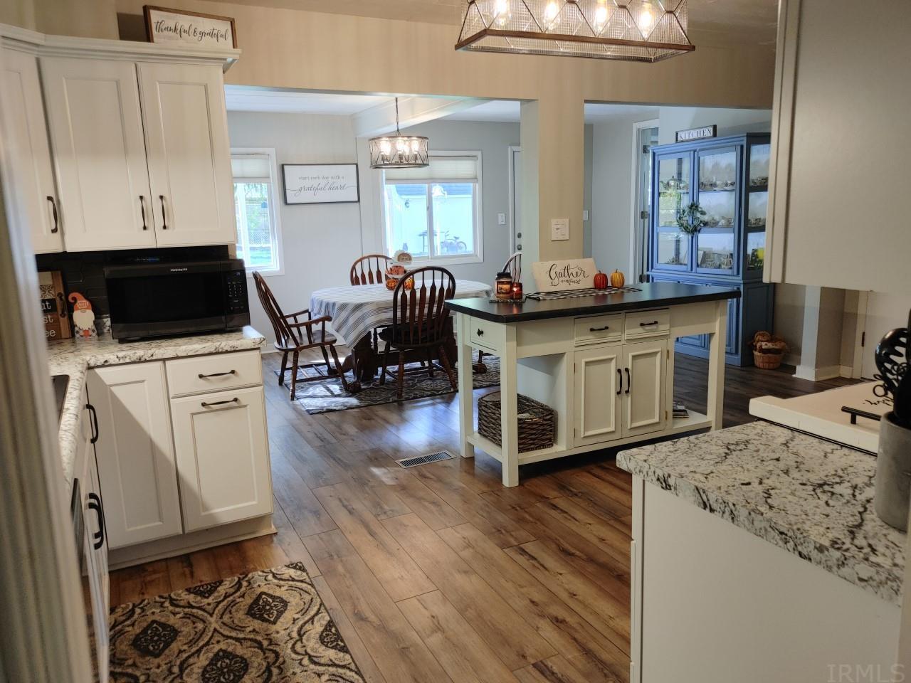 5818 East Hills Road Fort Wayne, IN 46804 - Photo 7 of 27 Gallery Image 7