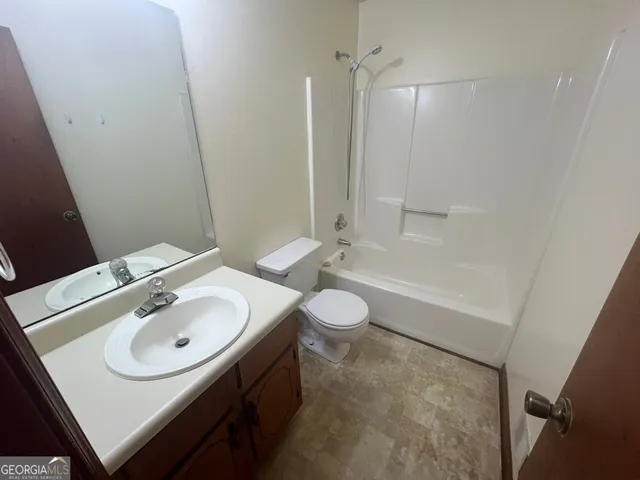 $1,295 | 986 Locust Drive Northeast, Conyers, GA 30012