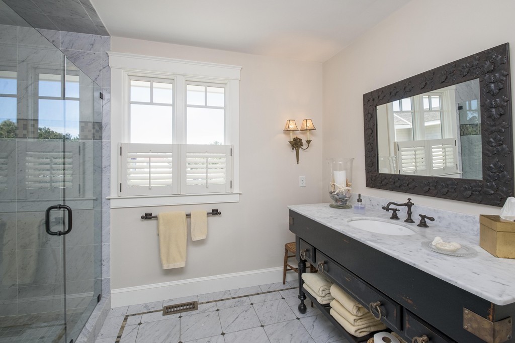 378 Jerusalem Road Cohasset, MA 02025 - Photo 17 of 28 Gallery Image 17