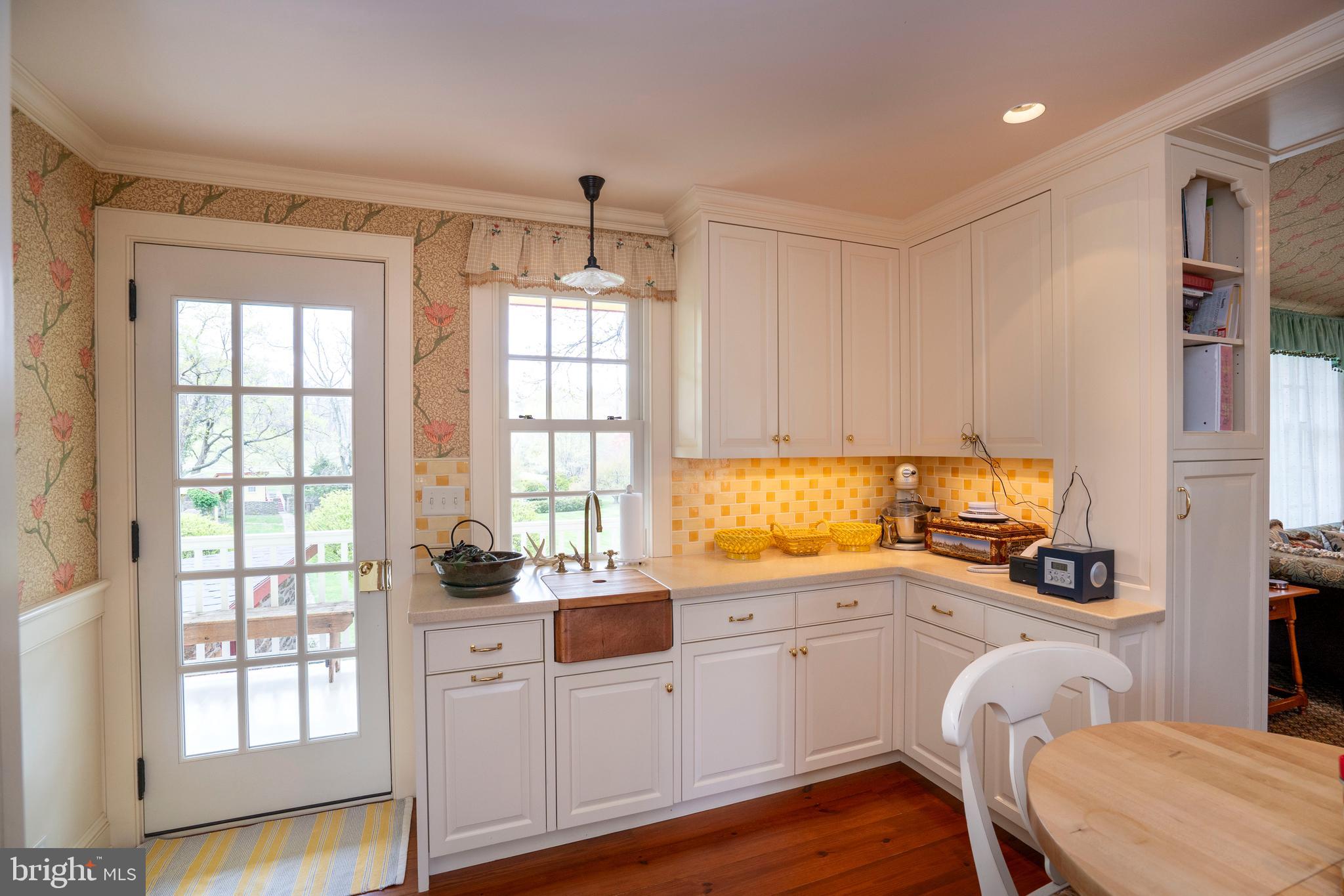 9981 Douglas Road Felton, PA 17322 - Photo 21 of 87 Kitchen