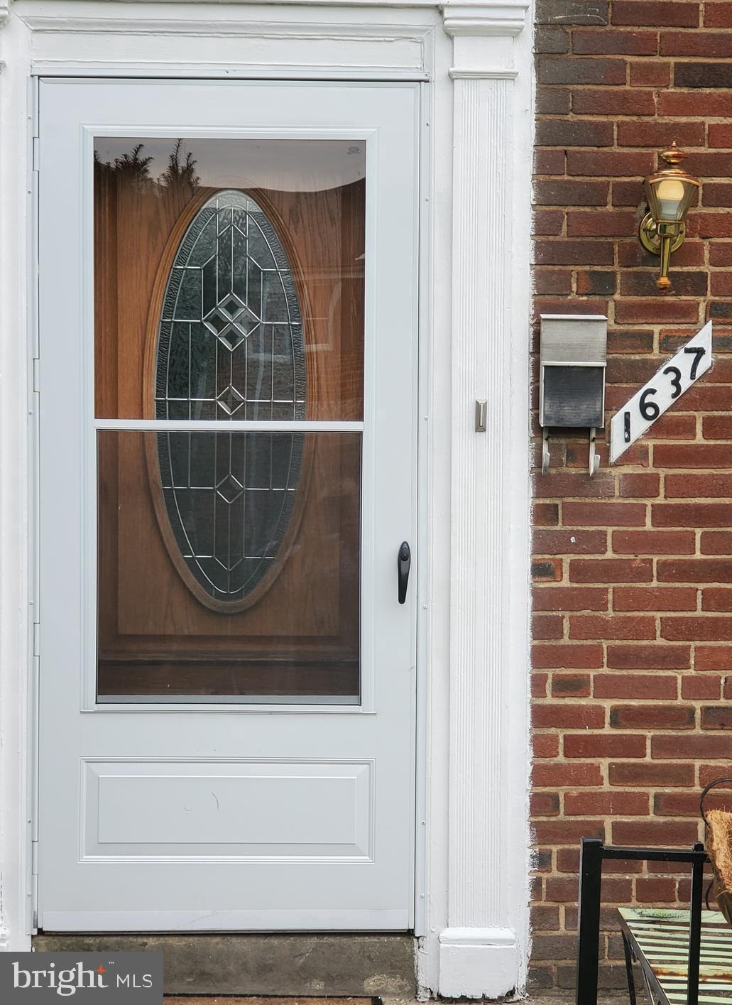 1637 Lochwood Road Baltimore, MD 21218 - Photo 1 of 32 Gallery Image 1